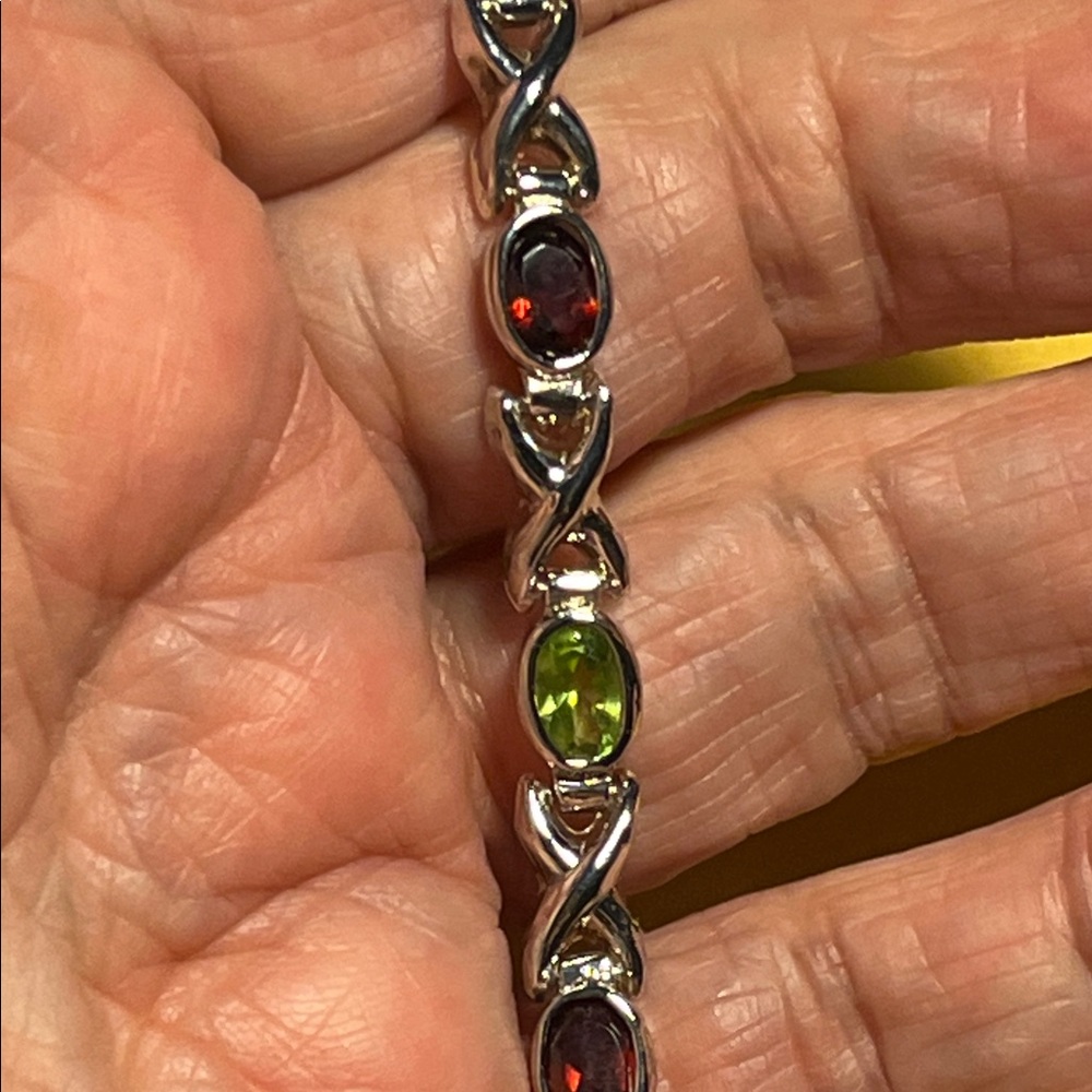 Sterling Silver Bracelet w/ X Link Chain & Semiprecious Oval Garnets & Peridots - Picture 5 of 10